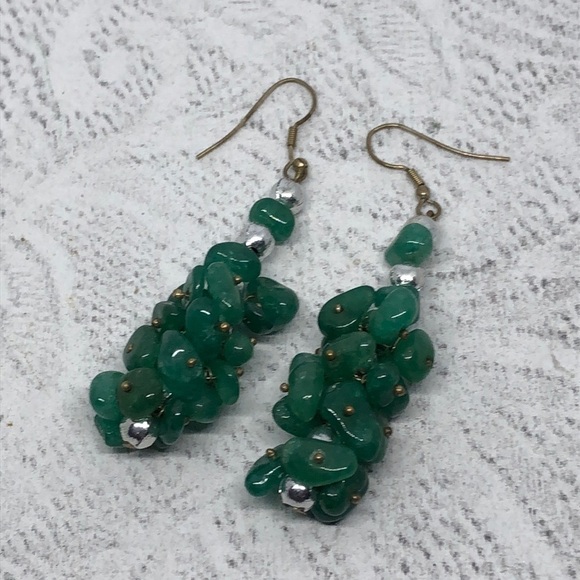 Artisan made  natural green stone beads cluster earrings - Picture 1 of 6